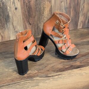 Jacobies Brown Zena 3FC Buckle Strappy Heeled Platform Chunk Heels 10